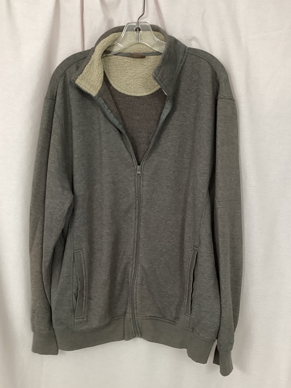 Great Northwest Clothing Company Gray Full-Zip Sherpa Collar Sweater